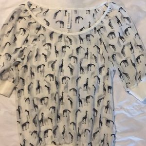 Cute giraffe top
